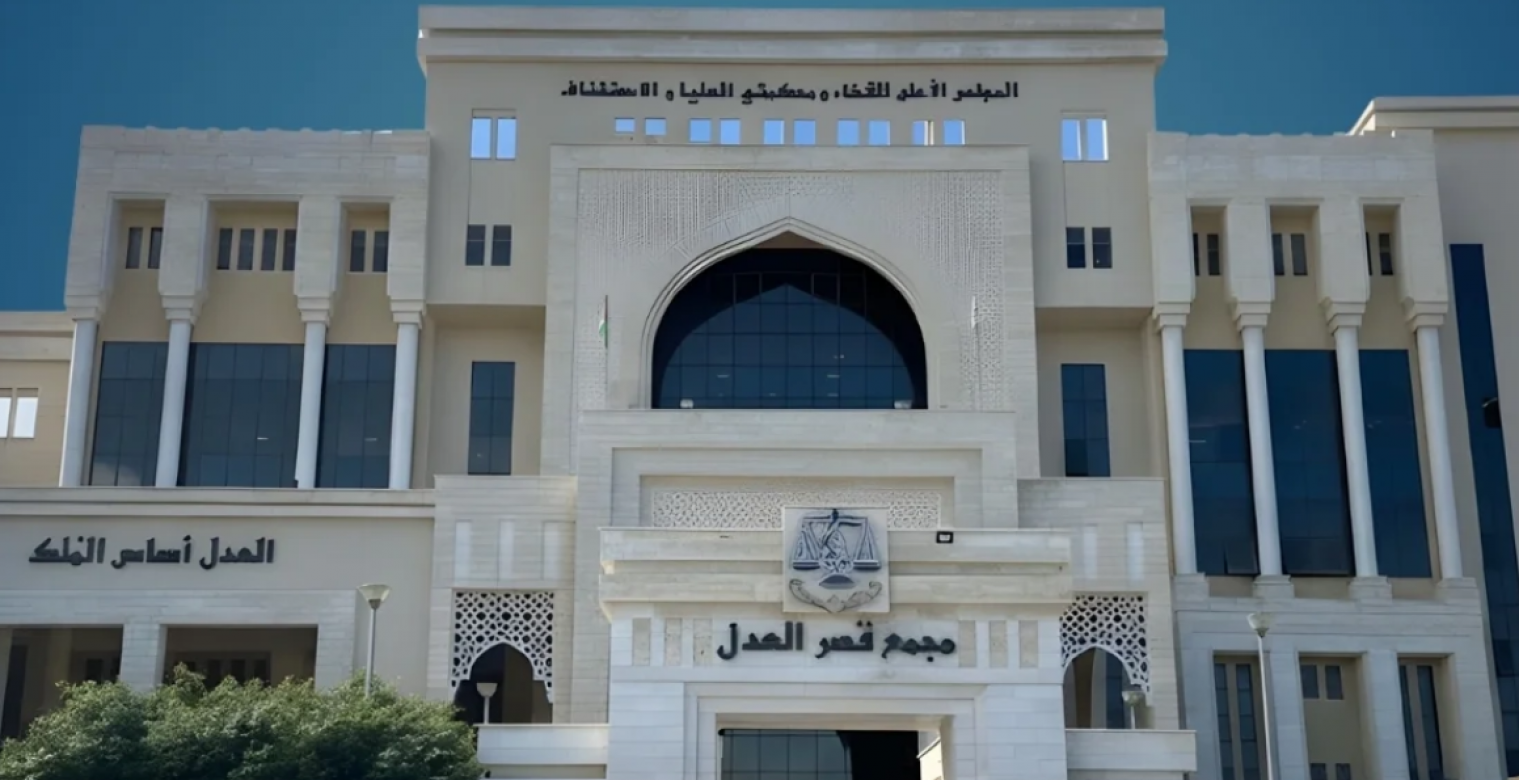 في أروقة القضاء: عدالة واهنة لم تتعافَ من آثار النزاع