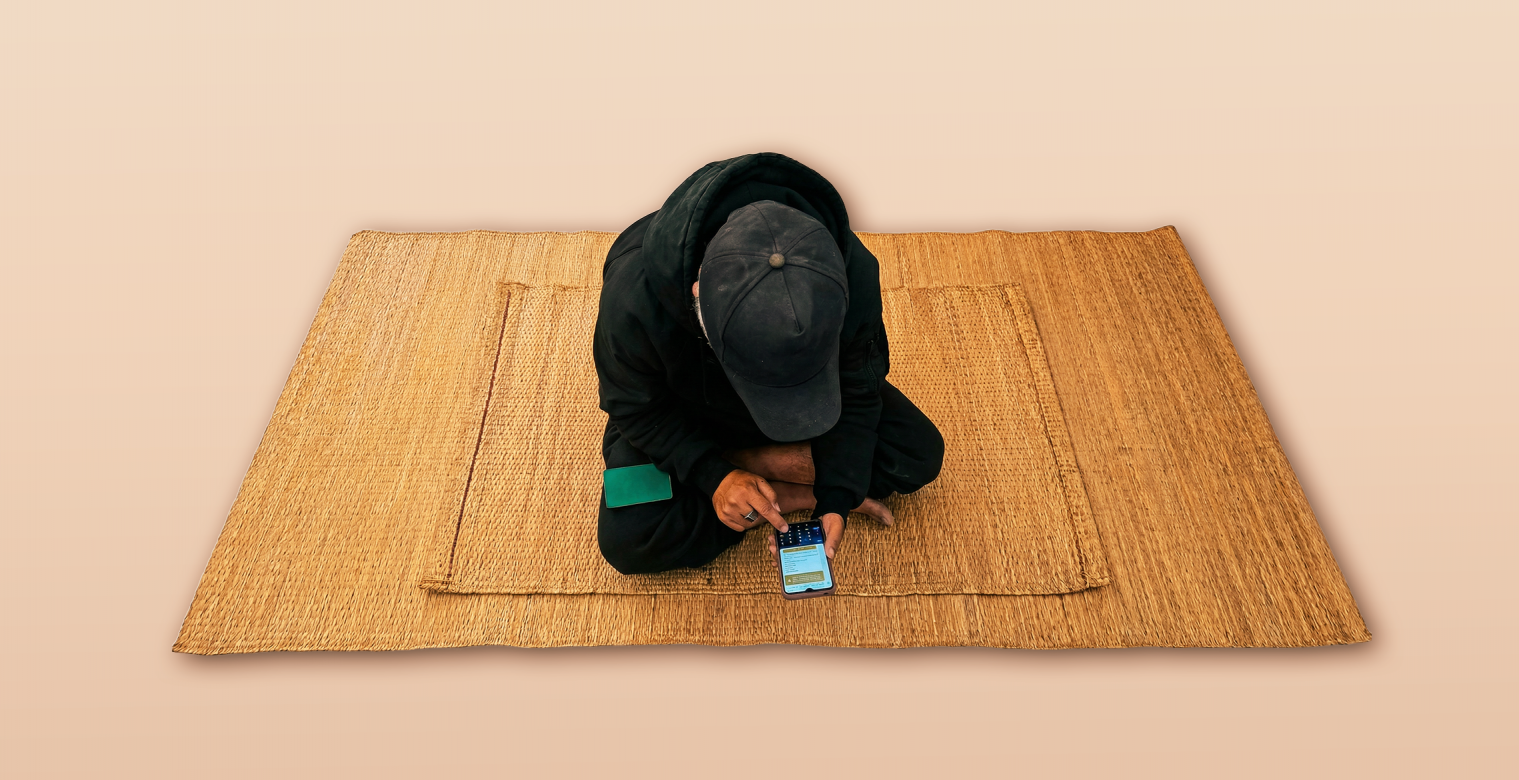 كيف تُدار المساعدات في مخيمات نزوح غزة؟