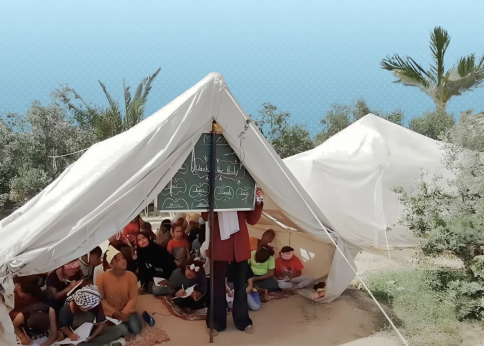 على وقع الرصاص: خيام تعليمية قرب الخط الأصفر
