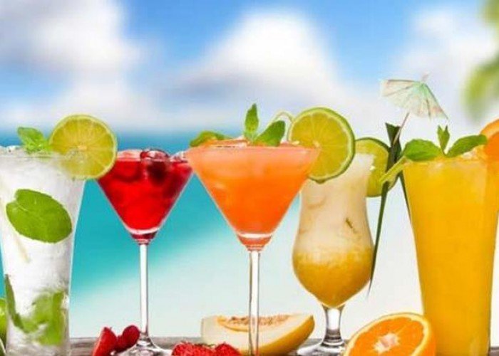 مشروبات مفيدة ومنعشة في الصيف الحار