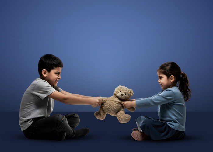 لغة العنف... الدرس الأول للحرب في طفولة غزة