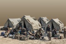 نازحون في العراء.. والأمنية الأولى خيمة