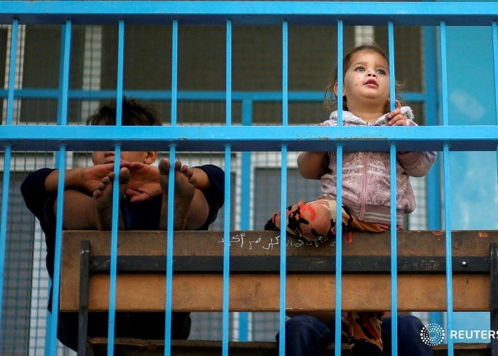 غزة: الفقر يفتح حرباً أخرى على السكان