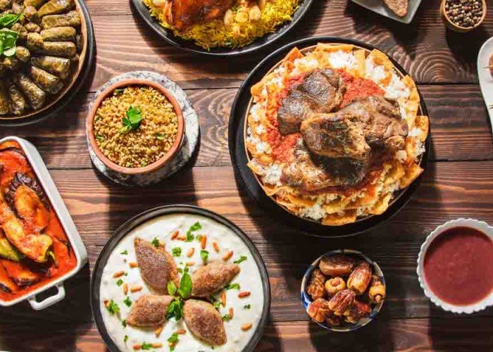 وجبة إفطار وسحور اليوم الأول من رمضان.. أطباق لذيذة ومتوازنة