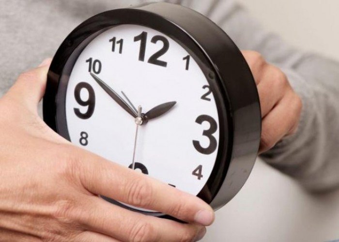 موعد بدء التوقيت الصيفي في مصر 2025- لماذا يتم تغيير التوقيت الجمعة؟
